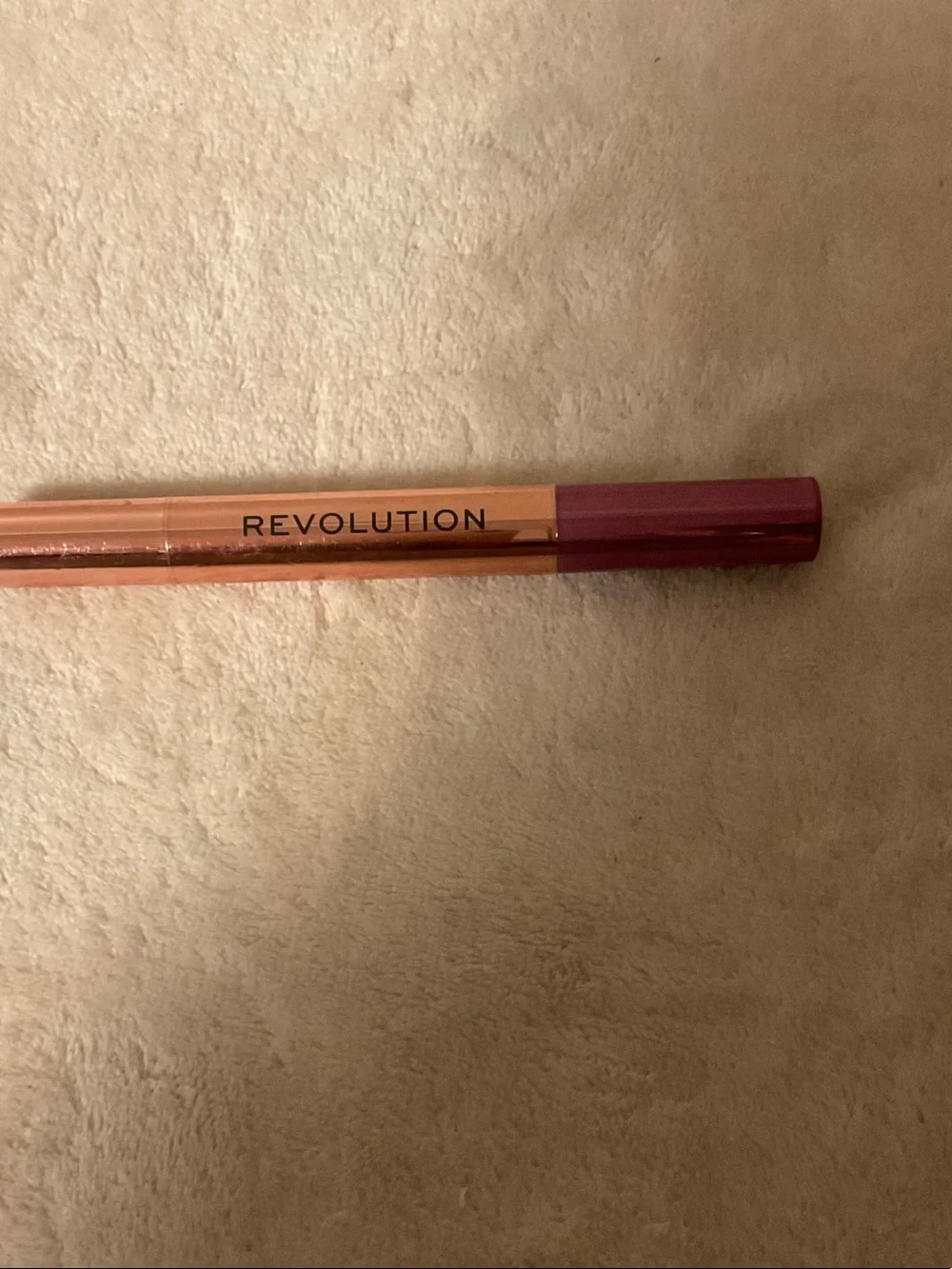 Revolution Lip Liner Pencil in Mauve Pink Shade